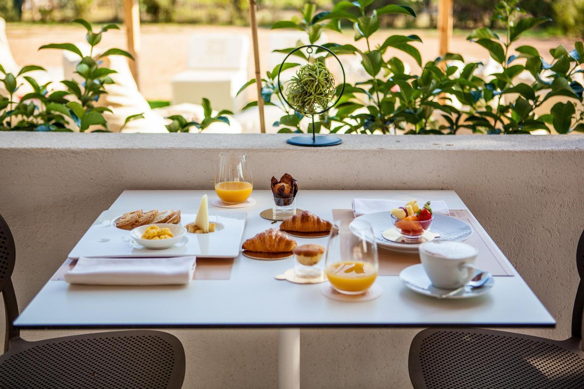 Noha Lifestyle Hotel - Adults Only Pula Exteriör bild